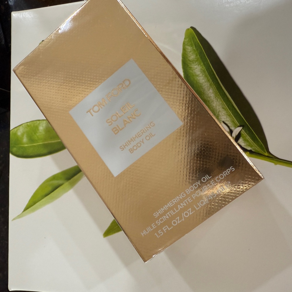 Tom Ford Soleil Blanc Shimmering Body Oil
